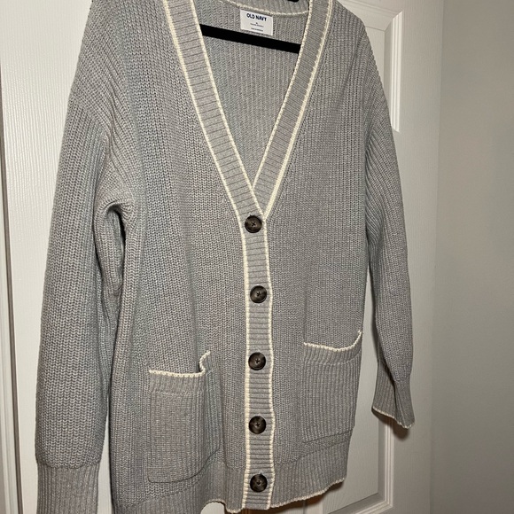 Old Navy Gray Button-Up Cardigan Sweater - Picture 4 of 4